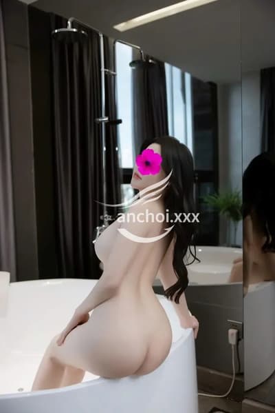 GÁI XINH LÊ VY DÁNG ĐẸP VÚ TO ĐẦU TI HỒNG LÀM TÌNH MAX PHÊ
