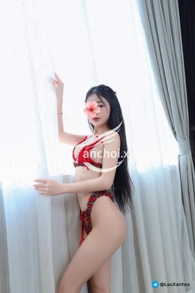 Hot Teen THỦY TIÊN 2k7 Mặt Xinh Baby,Da Trắng Bym Khít