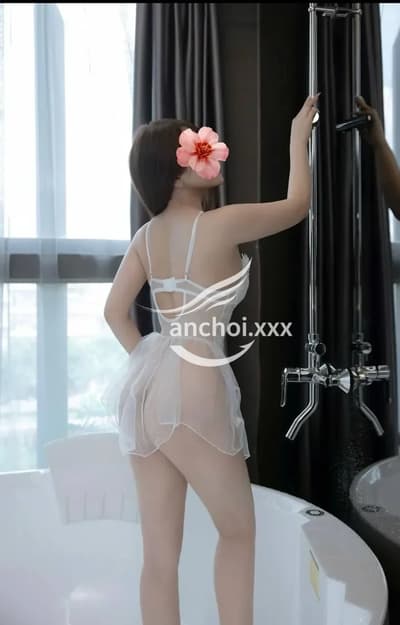 HOT TRÚC MAI CHÂN DÀI LOLI, DA DÁNG ĐẸP NUỘT NÀ