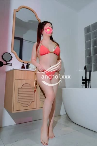 HOT NGỌC HÂN ,MÔNG VÚ TO TRÒN, DÁNG CAO, SIÊU DÂM