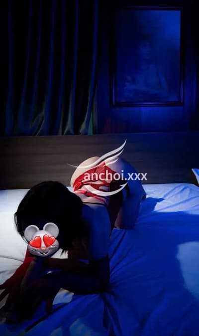 TIỂU VI - MASSAGE - MÔNG VÚ TO - DOGY BAO PHÊ