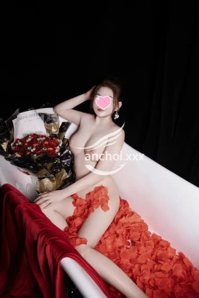 Linh Anh Girl Xinh Vú To Ngọt Ngào - Tình Cảm Quyến Rũ Say Mê