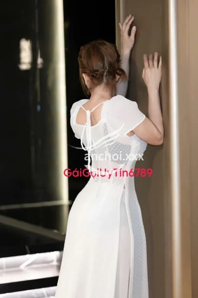 Gái Dâm Massage Fuck❤️HẠ VY❤️Dễ Thương Da Trắng Vú To-Body Cao Ráo Bốc Lửa Làm Tình Cực Phê