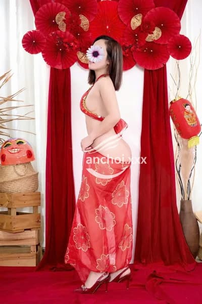 Đan Trinh - Gái Dâm Chiều Khách Số 1