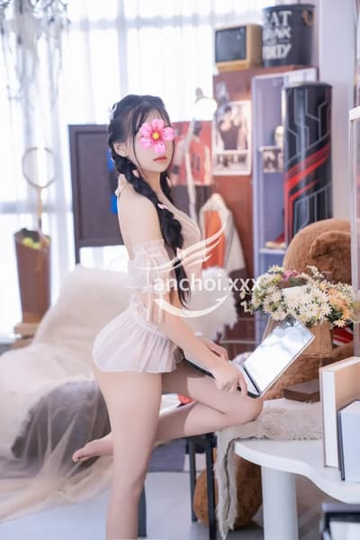 TIỂU BỐI 165cm XINH XẮN, NGỰC ĐẸP, DÁNG CHUẨN DỊU DÀNG