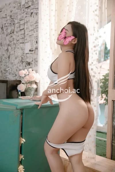 NEW THIÊN KIM 2K3 EM GÁI LOLI NHỎ XINH,CHIỀU KHÁCH CHĂM CHỈ BÚ KU