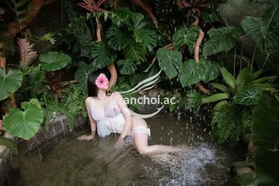 NEW BÉ TRINH DÁNG CAO DA TRẮNG,NGOAN HIỀN CHIỀU KHÁCH