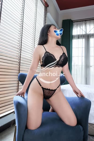 QUỲNH MOM166cm DÁNG CAO , MÔNG TO ,VÚ SIÊU TO, SERVICE KHỦNG