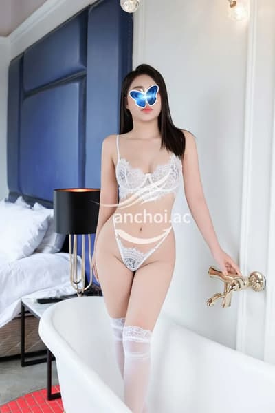 QUỲNH MOM166cm DÁNG CAO , MÔNG TO ,VÚ SIÊU TO, SERVICE KHỦNG