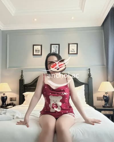 TIỂU VI - MASSAGE - MÔNG VÚ TO - DOGY BAO PHÊ