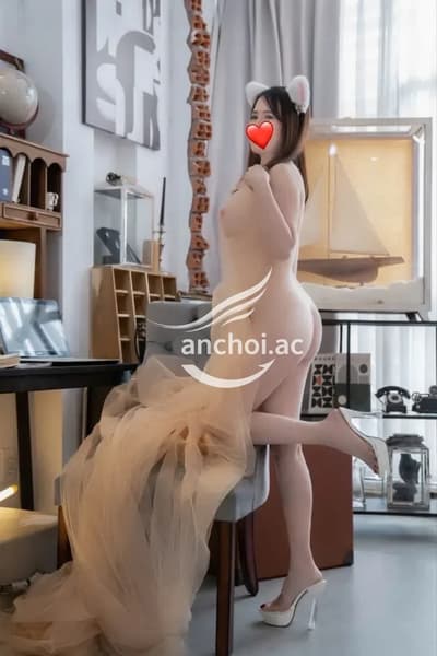 Ngọc Anh- em hàng nhẹ nhàng, ngoan dâm!!!