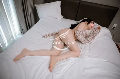 Linh Chi - Thiên Thần 2K2 Xinh Vô Đối, Trắng Trẻo Body Chảy Sữa[107]
