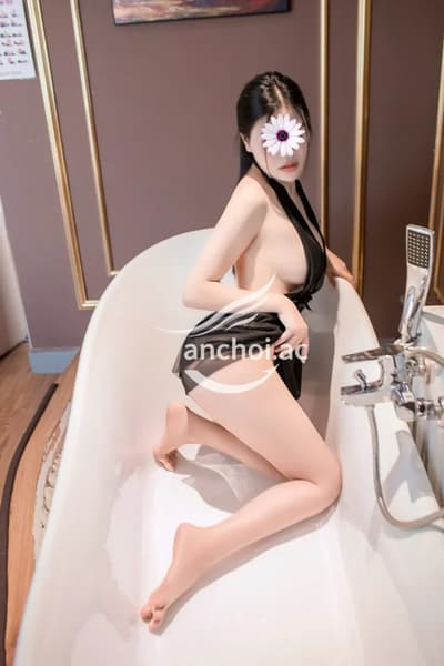 Tú Anh - Siêu Mẫu Điện Ảnh 1m65 !