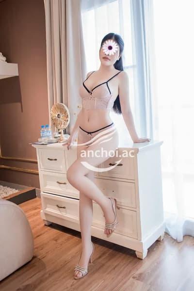 Tú Anh - Siêu Mẫu Điện Ảnh 1m65 !