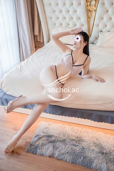 Tú Anh - Siêu Mẫu Điện Ảnh 1m65 !