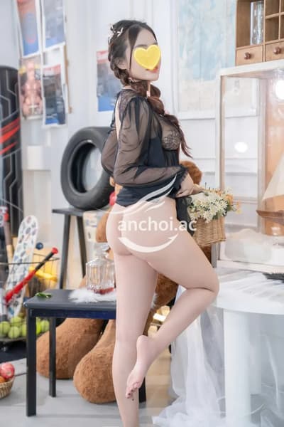 HUẾ AN EM GÁI CAO RÁO XINH XẮN MỚI VÀO NGHỀ ĐI LÀM 