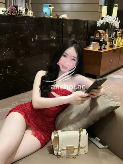 Quỳnh Trang_ Gái xinh chiều khách, body gợi cảm 