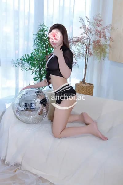 THANH VY - GÁI TƠ LÊN SÓNG - VÚ CĂNG TRÒN - BÍM HỒNG HÀO CỰC KHÍT [638]
