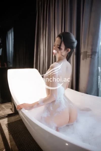 Đan Thy 7340 - Hot Girl Sang Chảnh - Mặt Xinh Da Trắng - Vú To Body Chuẩn - Tình Cảm Chiều Khách