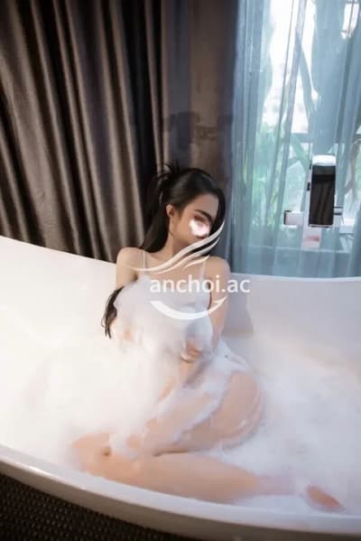 Đan Thy 7340 - Hot Girl Sang Chảnh - Mặt Xinh Da Trắng - Vú To Body Chuẩn - Tình Cảm Chiều Khách
