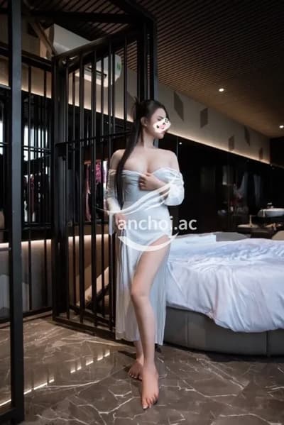 Đan Thy 7340 - Hot Girl Sang Chảnh - Mặt Xinh Da Trắng - Vú To Body Chuẩn - Tình Cảm Chiều Khách