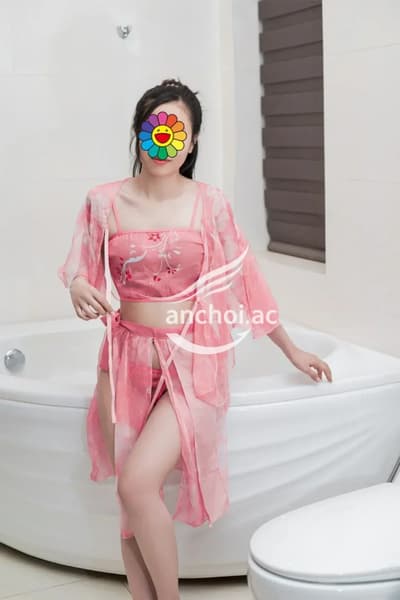 Thảo Tiên - Chiều Khách Ngọt Ngào Rất Ngoan