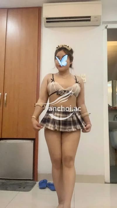 HÀ LINH XINH NGON MỘNG NƯỚC MÚP RỤP NHIỀU NƯỚC LOL