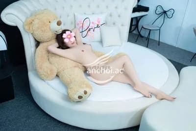 ELyy Sieu HOT BAO DAM