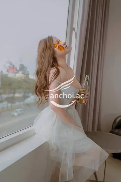 Em Trà - Nhiều Nước , Siêu Dâm , Mông To Sexy Nóng Bỏng