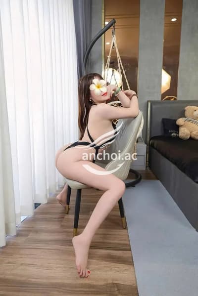 MỘC LAN - DÂM NỮ SEXY - MẶT XINH MÔI THẮM - LÀM TÌNH NÓNG BỎNG