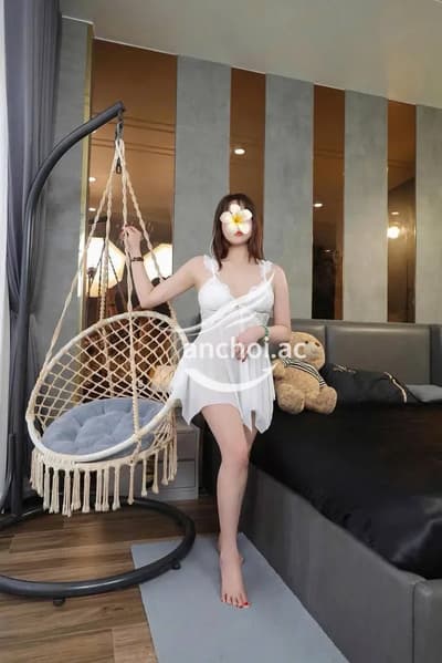 MỘC LAN - DÂM NỮ SEXY - MẶT XINH MÔI THẮM - LÀM TÌNH NÓNG BỎNG