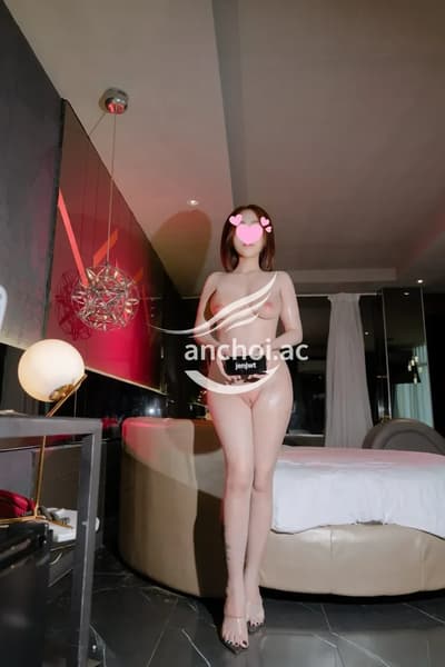 Hot ⭐Tường Vy — Xinh Ngon Bím Khít Chiều Chuộn