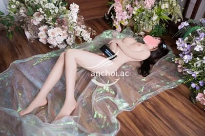 Hà Linh- hàng chuẩn chỉ, nhẹ nhàng dâm ngoan!!!