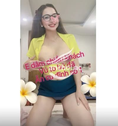 TINA 🌸🌸🌸- GÁI MIỀN TÂY VẺ ĐẸP RẠNG NGỜI - VÚ TO MÔNG MẨY - KHOÁI CẢM DỤC VỌNG
