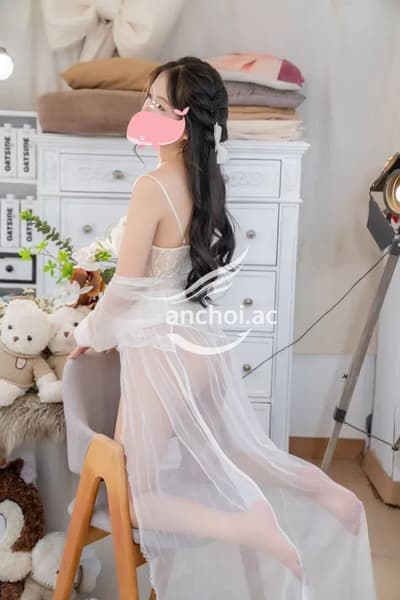 Vy Vy- em hàng tươi xanh, dể thương hấp dẫn!!!