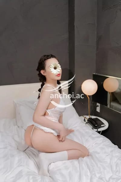 BÉ XOÀI- EM GÁI 2K4 NON TƠ MẶT XINH LÀM TÌNH CỰC PHÊ