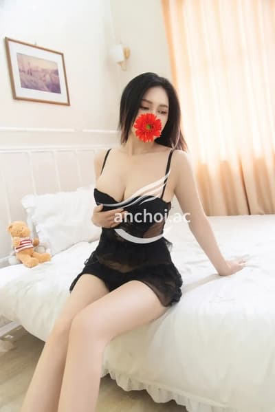 PHƯƠNG THUÝ - GÁI DÂM