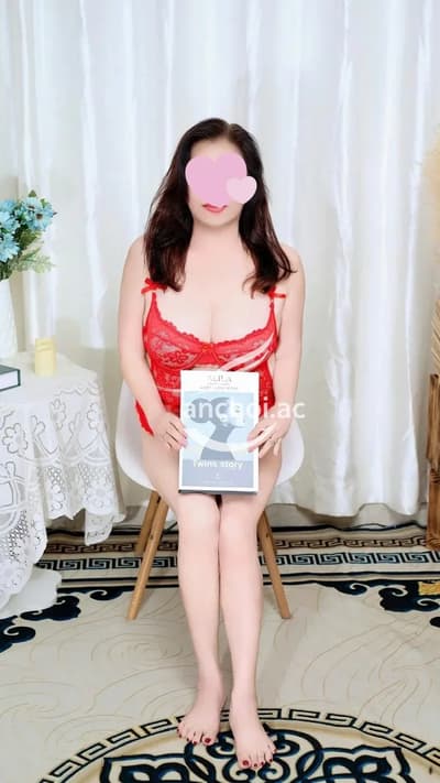 NGỌC MAI ❤️CHỊ GÁI HỒI XUÂN NHIỆT TÌNH CHIỀU CHUỘN 
