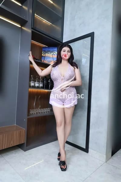KIỀU TRINH CHIỀU KHÁCH, BÚ LIẾM MIỆT MÀI, ĐƯỜNG LƯỠI TÊ TÁI