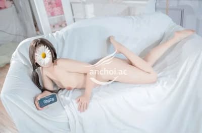 ÁI MY - EM GÁI NHỎ NHẮN XINH XẮN ĐÁNG YÊU