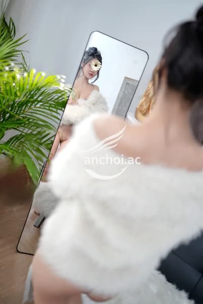 QUỲNH HƯƠNG- 2K4 EM GÁI NON TƠ CỰC XINH CỰC DÂM