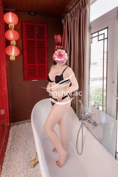 ❤️THÙY TRANG ❤️ - Em gái dễ thương- nhiệt tình như người yêu