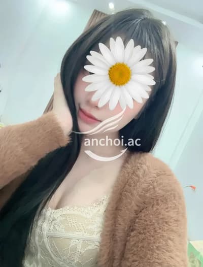 NEW HUỆ MÌNH XINH GÁI DÁNG ĐẸP. 