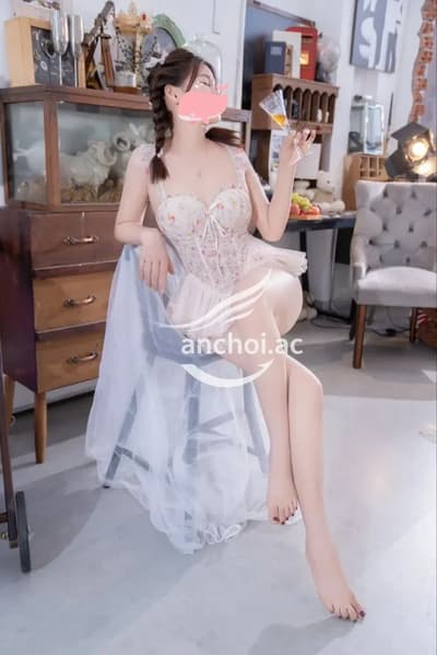 Bé Loan- em hàng nóng hổi, thơm ngon!!! 