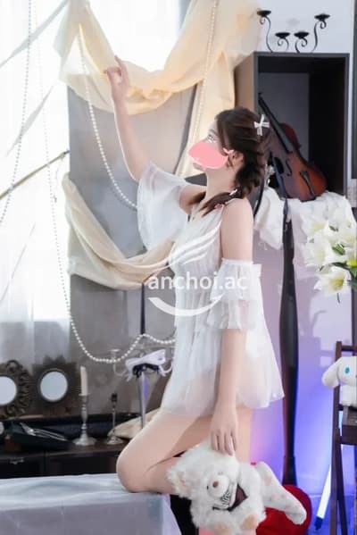 Bé Loan- em hàng nóng hổi, thơm ngon!!! 