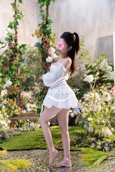 MINH ANH CÔ BÉ MINHON LOLI XINH XẮN THÂN THIỆN VUI VẺ