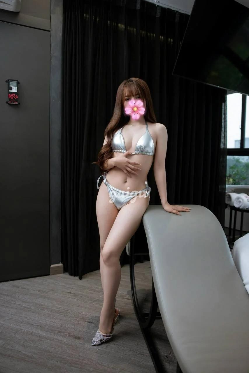 HOT TRÚC MAI HÀNG CHUẨN ĐẸP,MẶT XINH CHUẨN LOLI GIRL [28932]