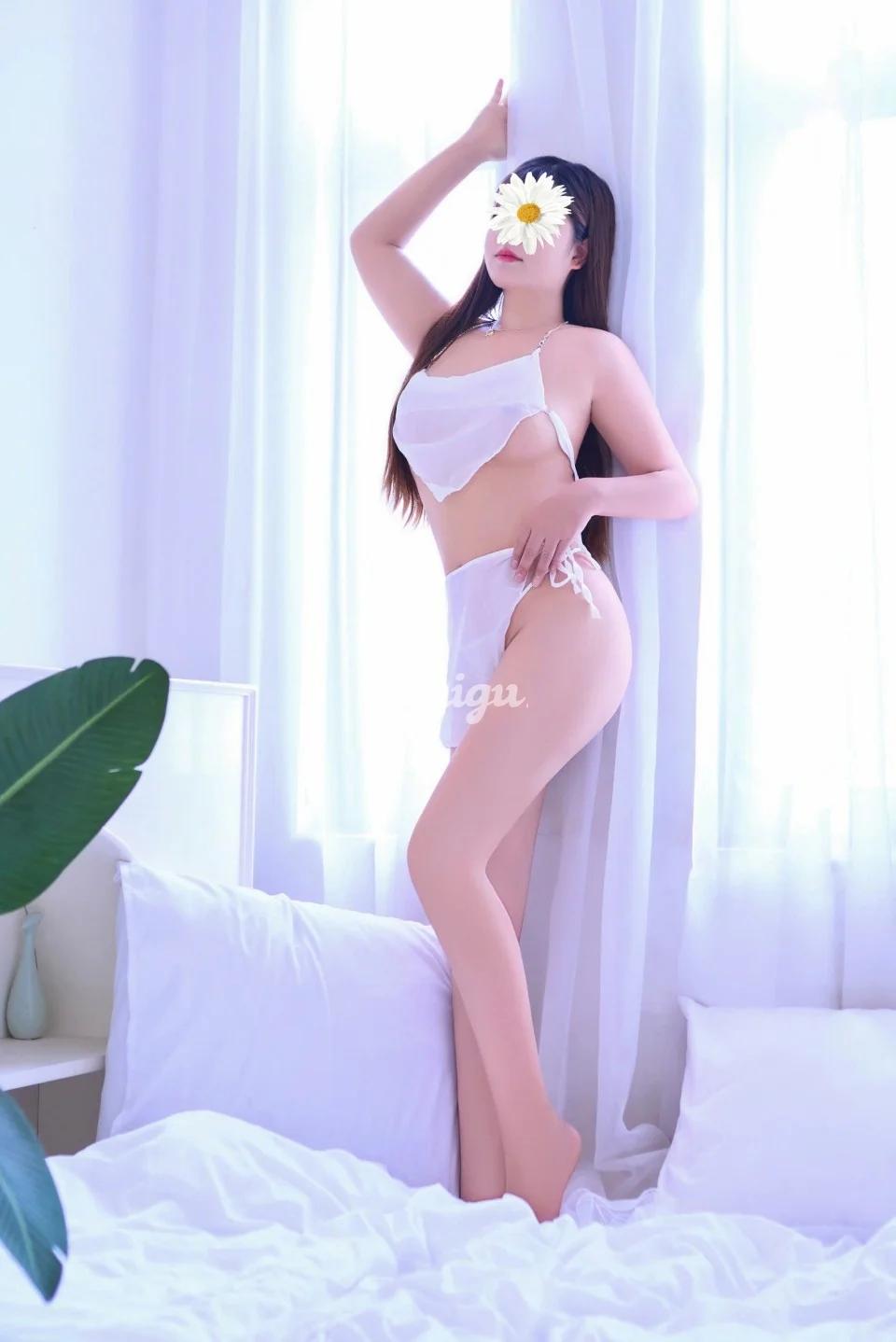 Minh Thư - Gái Xinh Nhiệt Tình, Phục Vụ Hết Mình Như Người Yêu [33677]