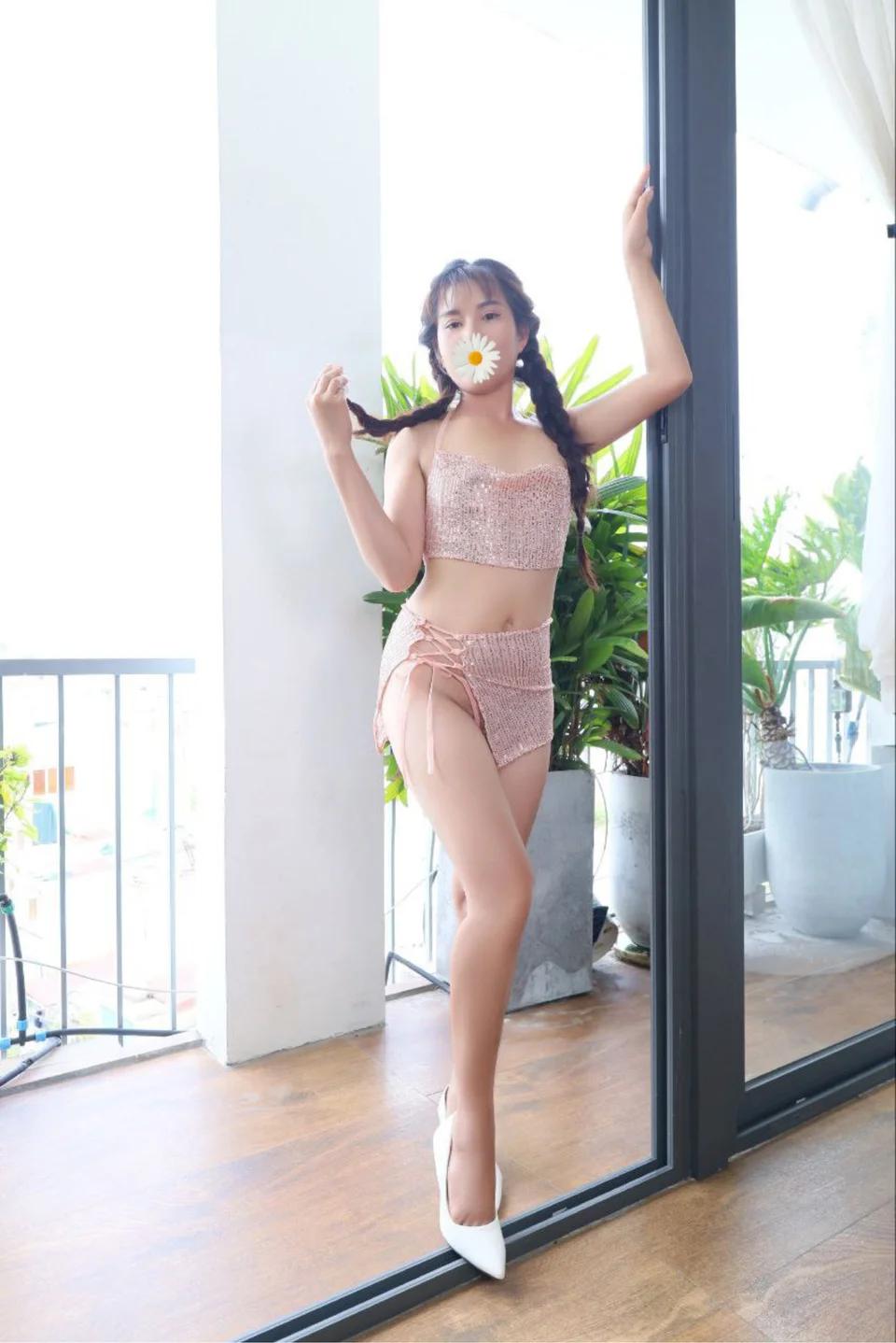 NGỌC HÂN - XINH DUYÊN NGOAN CHIỀU KHÁCH LÀM TÌNH ĐỈNH