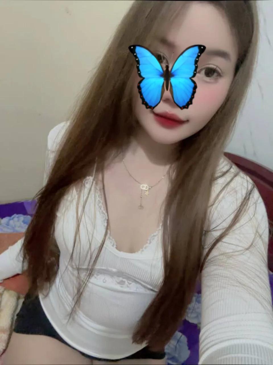 HOTTEEN ❤️THÙY LINH ❤️2K5, ĐÁNG YÊU,NON TRẮNG XINH DUYÊN DÁNG